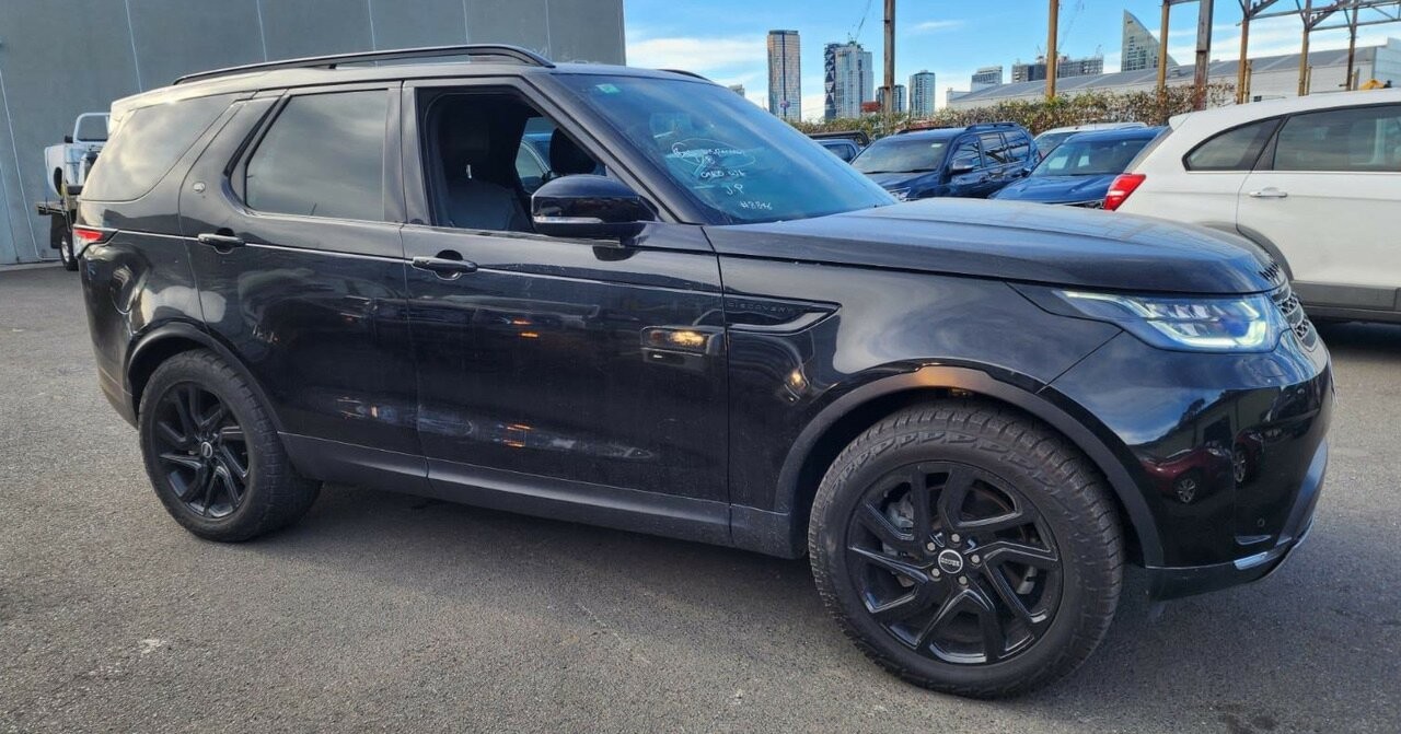 Land Rover Discovery image 1