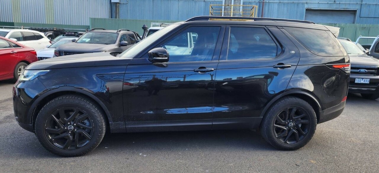 Land Rover Discovery image 3
