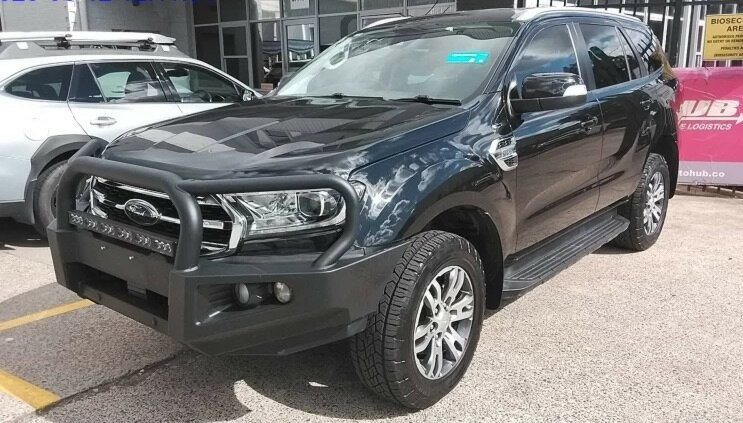 Ford Everest image 1