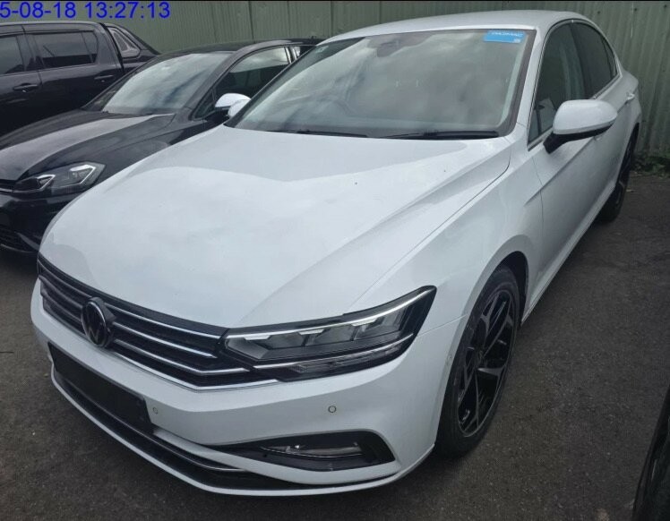 Volkswagen Passat image 1