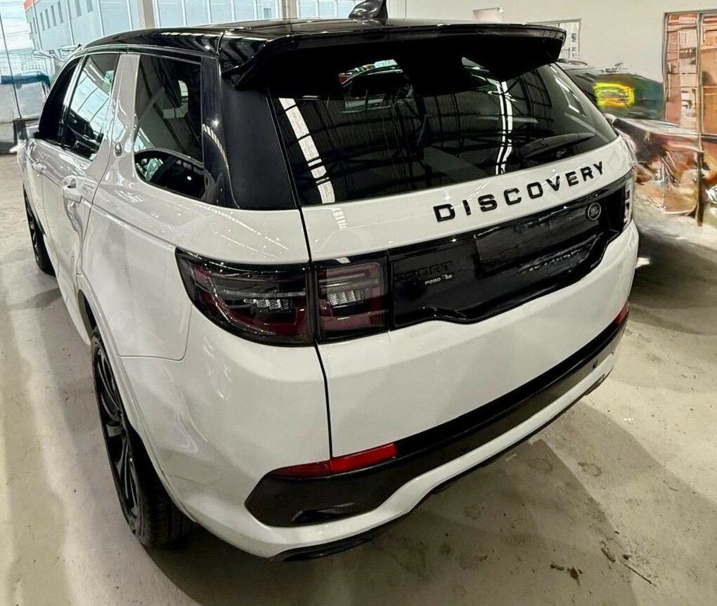 Land Rover Discovery Sport image 3