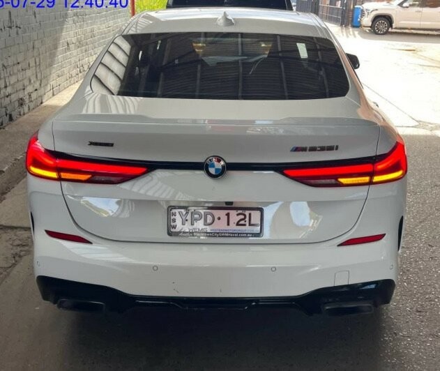 BMW 2 Series image 2