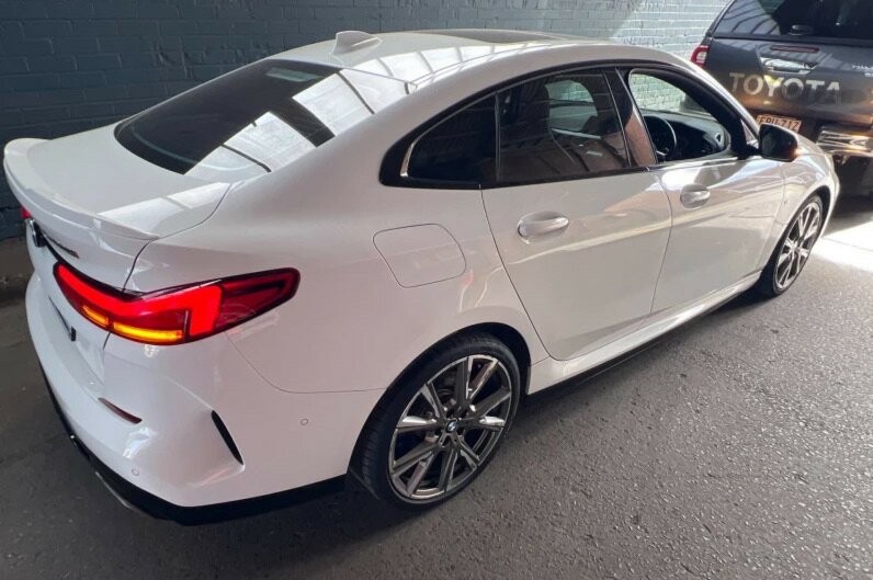 BMW 2 Series image 3