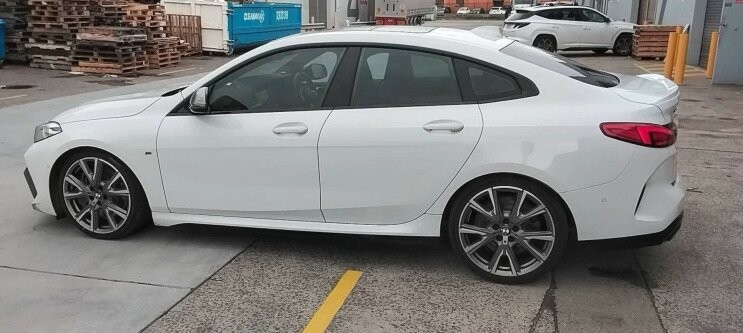 BMW 2 Series image 4