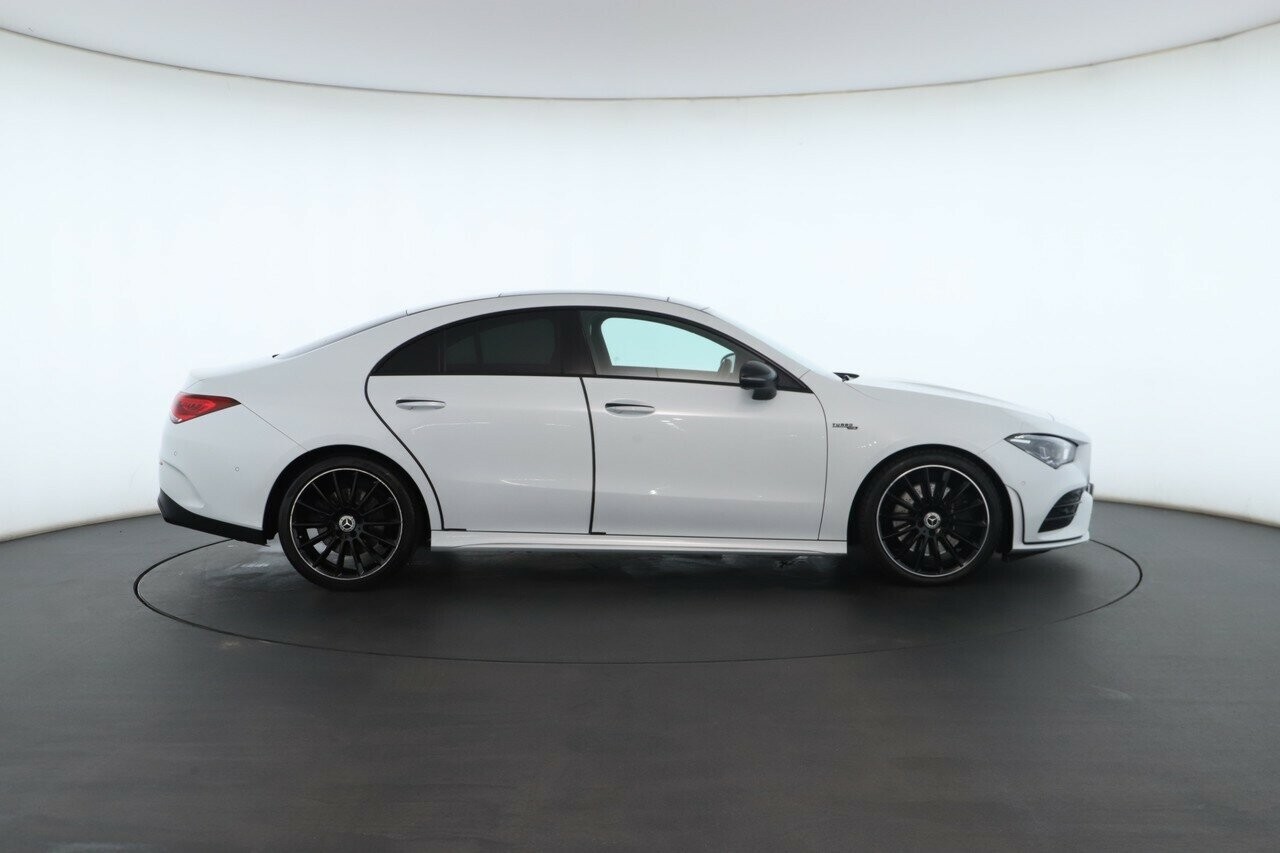 Mercedes Benz Cla-class image 3
