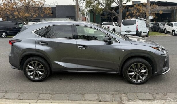 Lexus Nx image 2