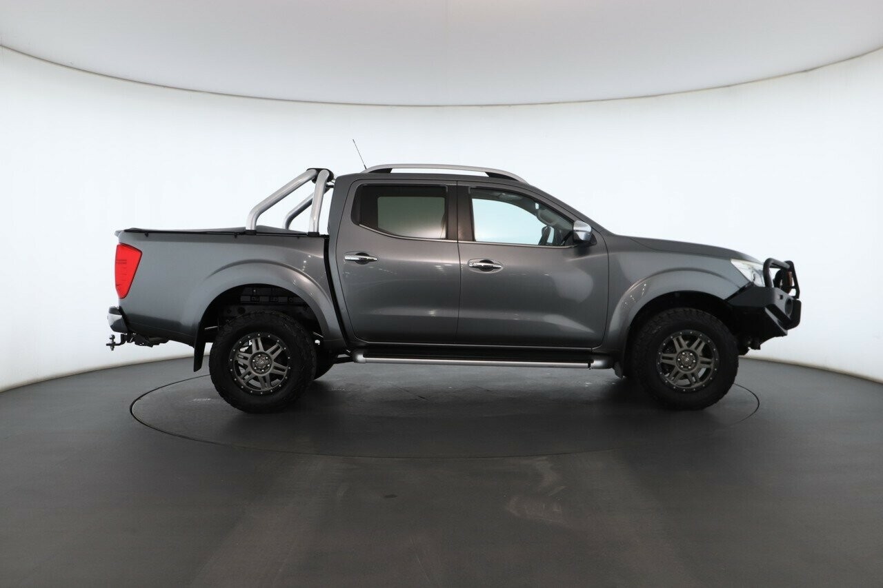 Nissan Navara image 3