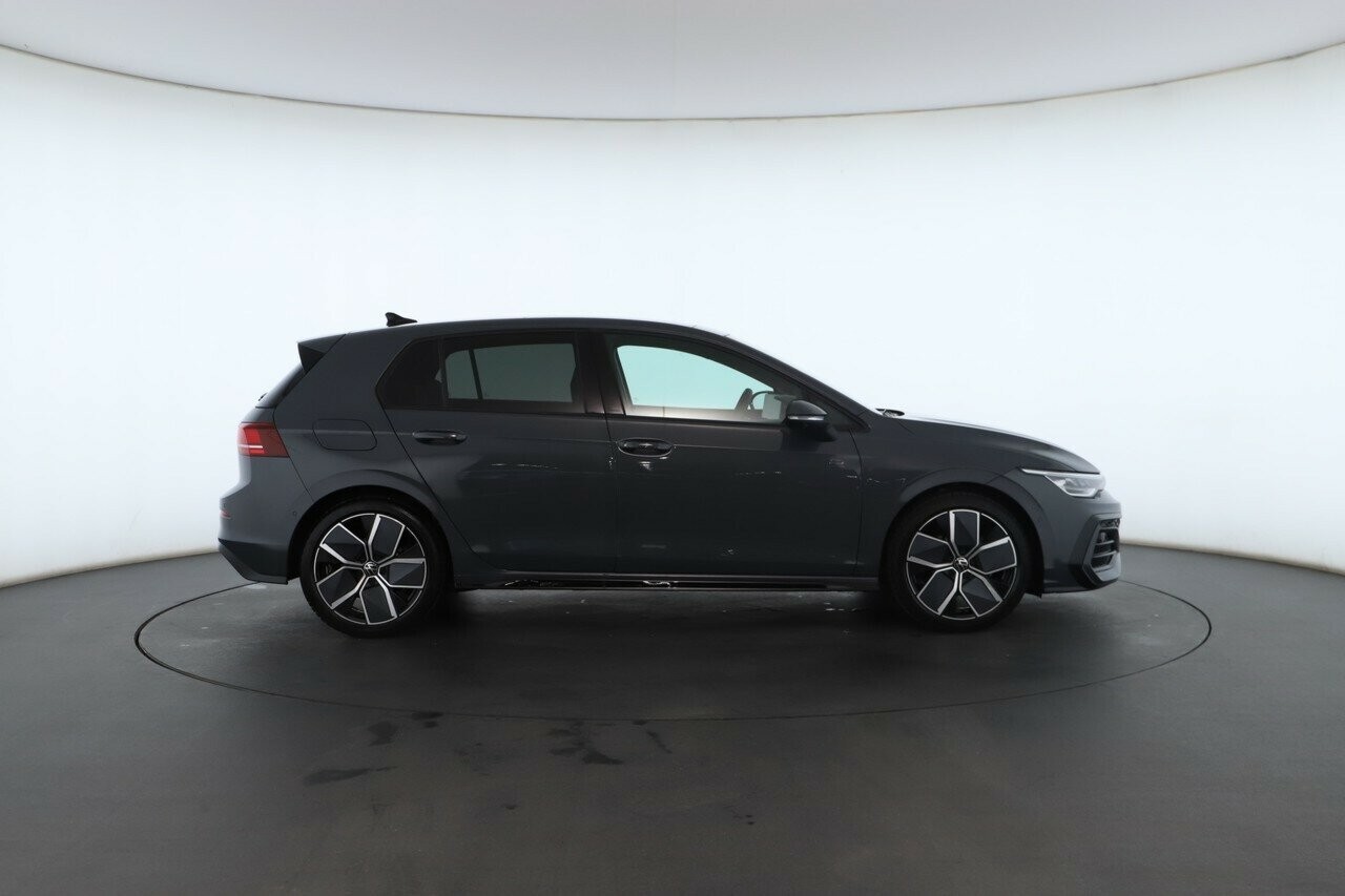 Volkswagen Golf image 3