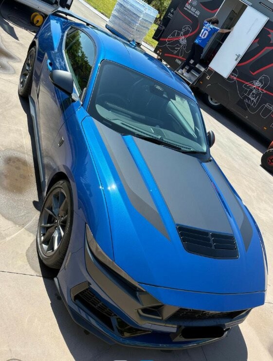 Ford Mustang image 2