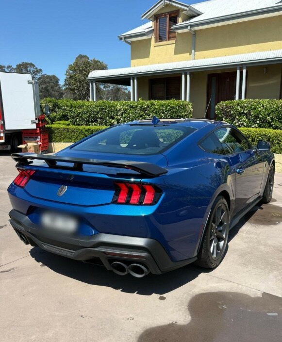 Ford Mustang image 3