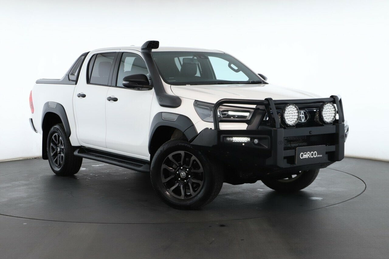 Toyota Hilux image 1