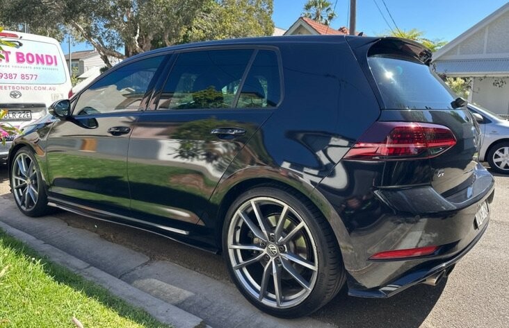 Volkswagen Golf image 4