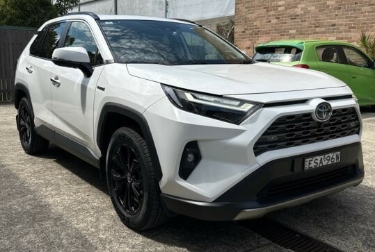 Toyota Rav4 image 1