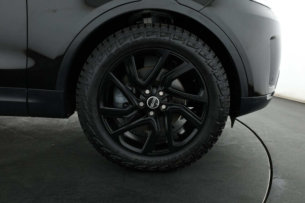 Land Rover Discovery image 4