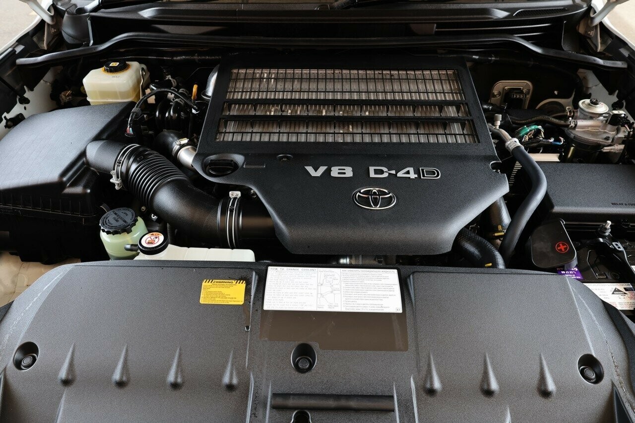 Toyota Landcruiser image 4