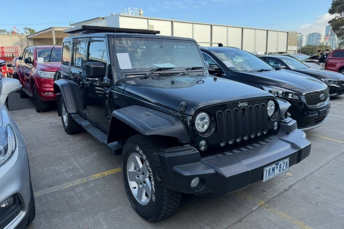 Jeep Wrangler image 2