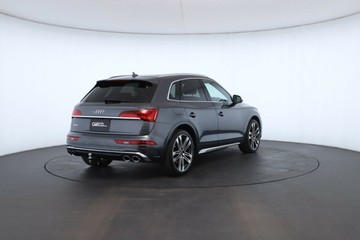 https://vehicle-cdn.autoleague.cloud/34720_61035814_18.jpg