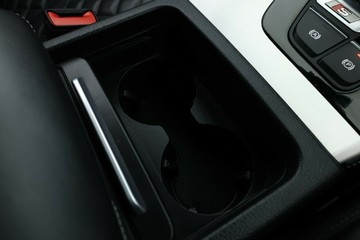 https://vehicle-cdn.autoleague.cloud/34720_61035814_30.jpg