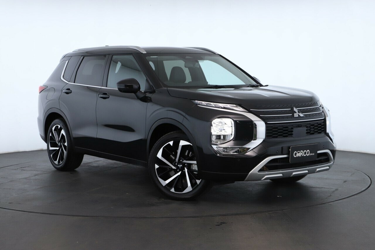 Mitsubishi Outlander image 1