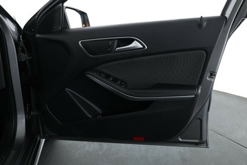 https://vehicle-cdn.autoleague.cloud/34720_61036421_18.jpg