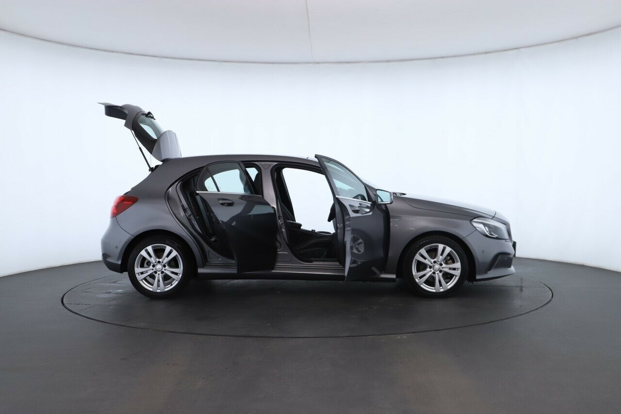 Mercedes Benz A-class image 2