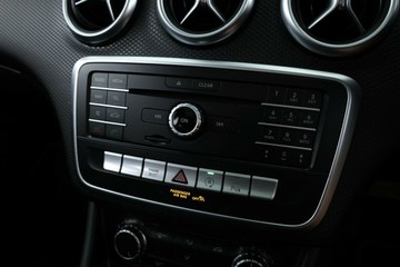 https://vehicle-cdn.autoleague.cloud/34720_61036421_26.jpg