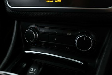 https://vehicle-cdn.autoleague.cloud/34720_61036421_27.jpg