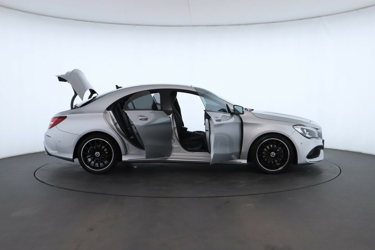 Mercedes Benz Cla-class image 2