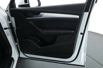https://vehicle-cdn.autoleague.cloud/34720_61037113_19.jpg