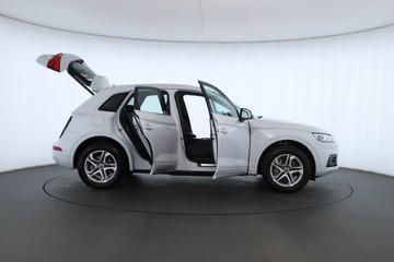 https://vehicle-cdn.autoleague.cloud/34720_61037113_2.jpg