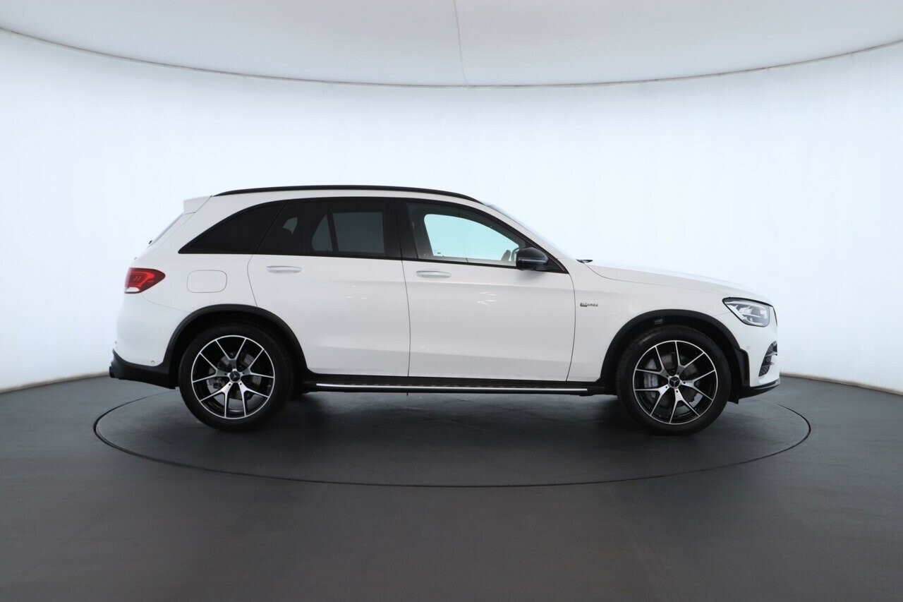 Mercedes Benz Glc-class image 3