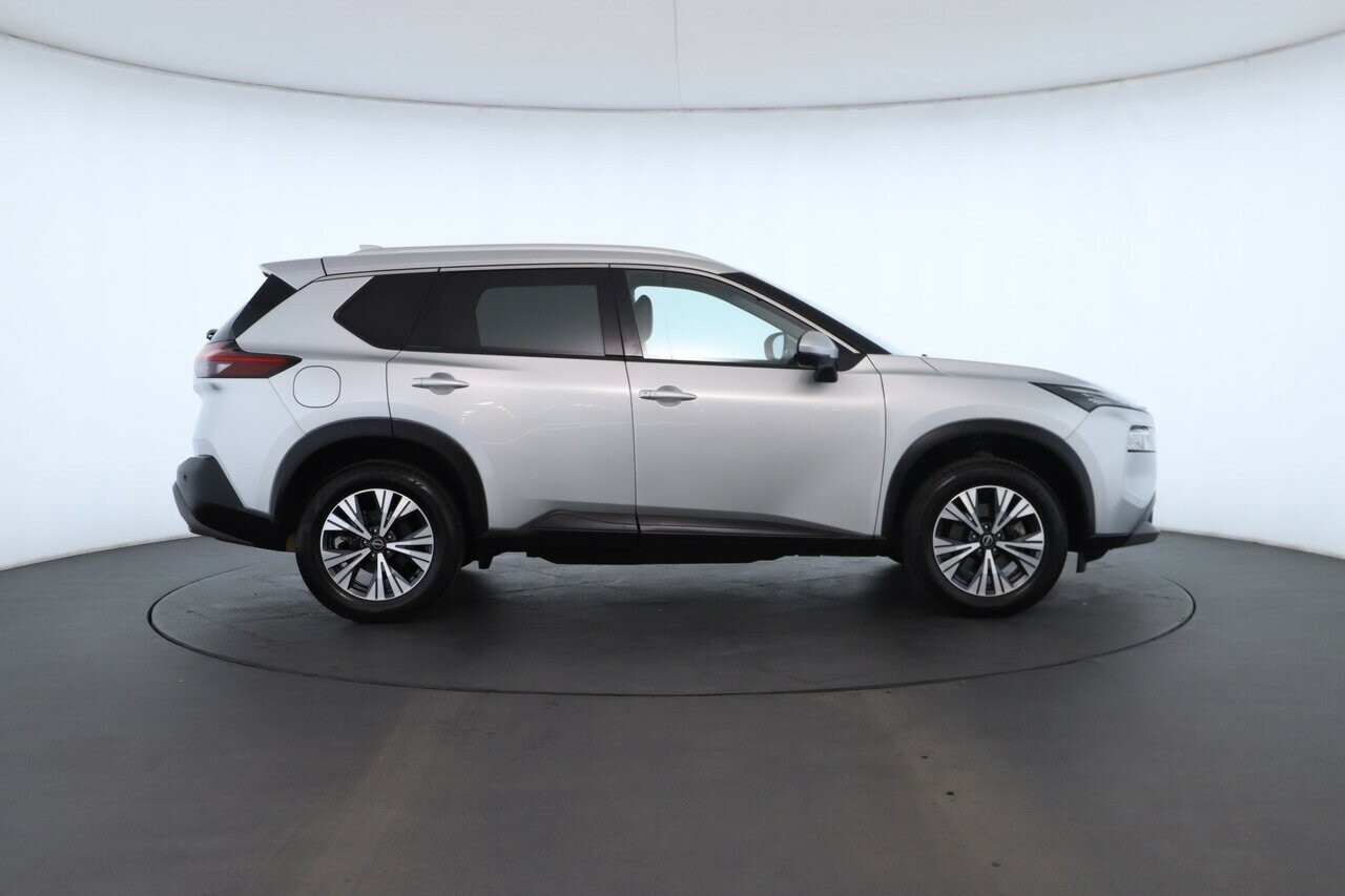 Nissan X-trail image 3