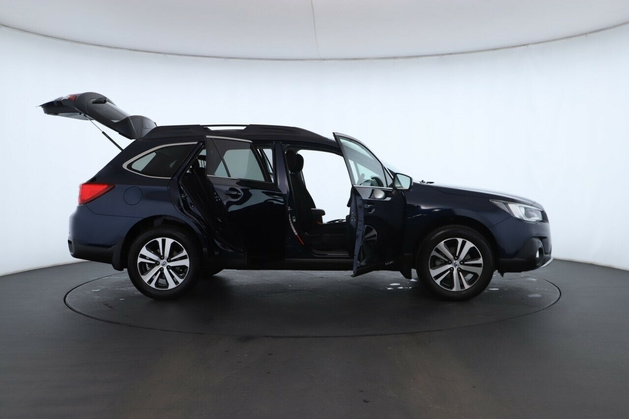 Subaru Outback image 2