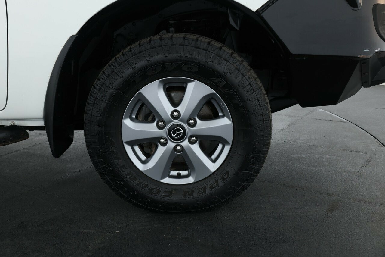 Mazda Bt-50 image 4