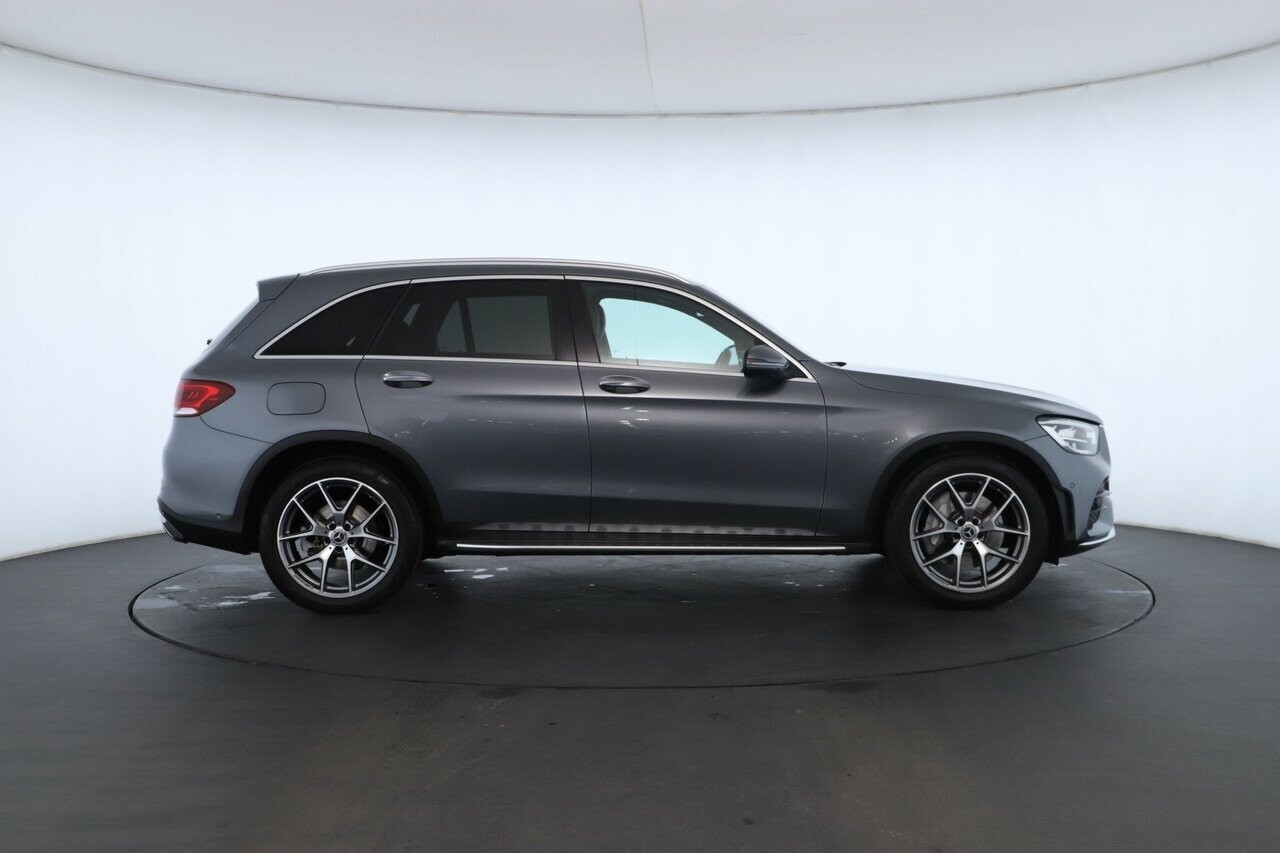 Mercedes Benz Glc-class image 3