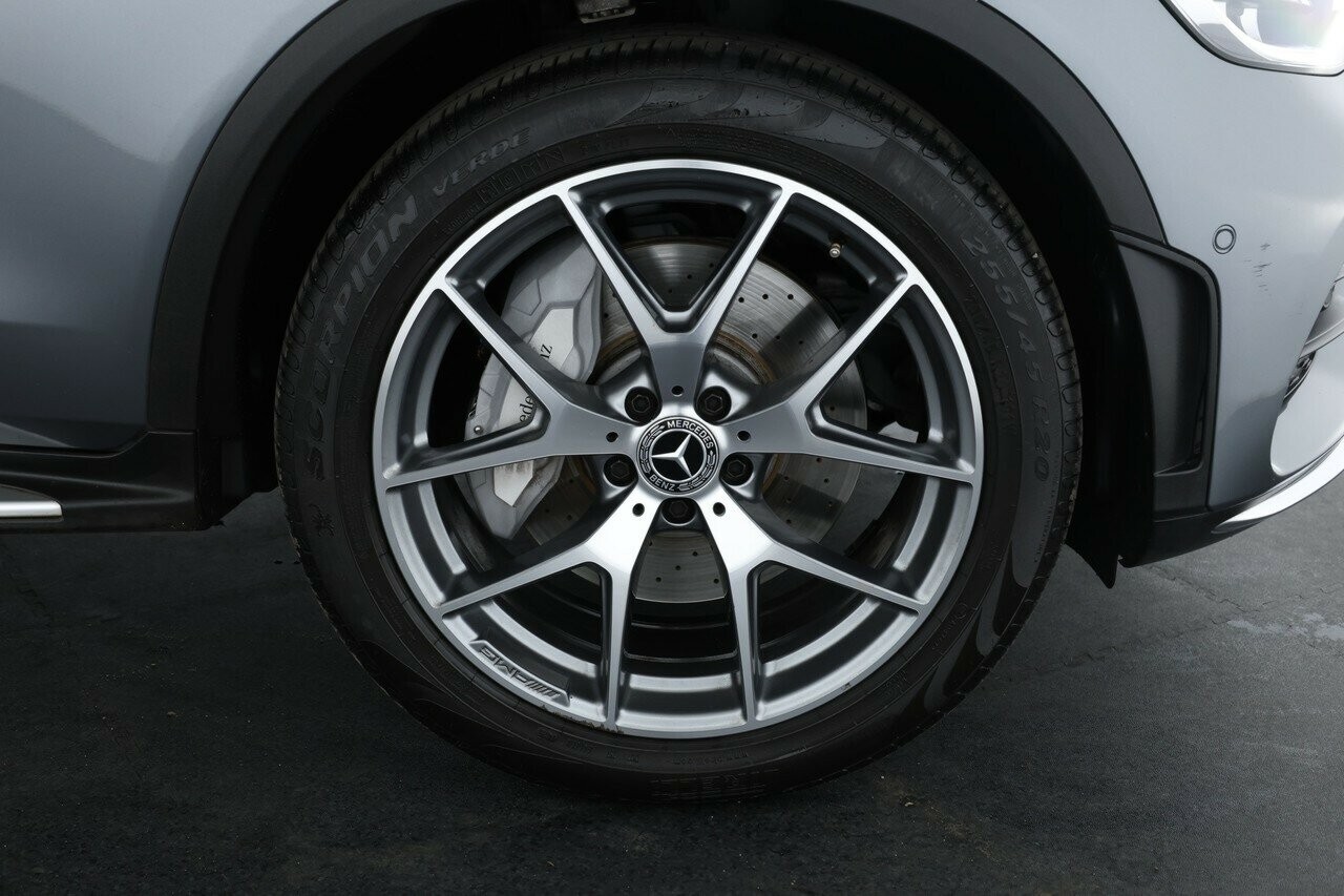 Mercedes Benz Glc-class image 4