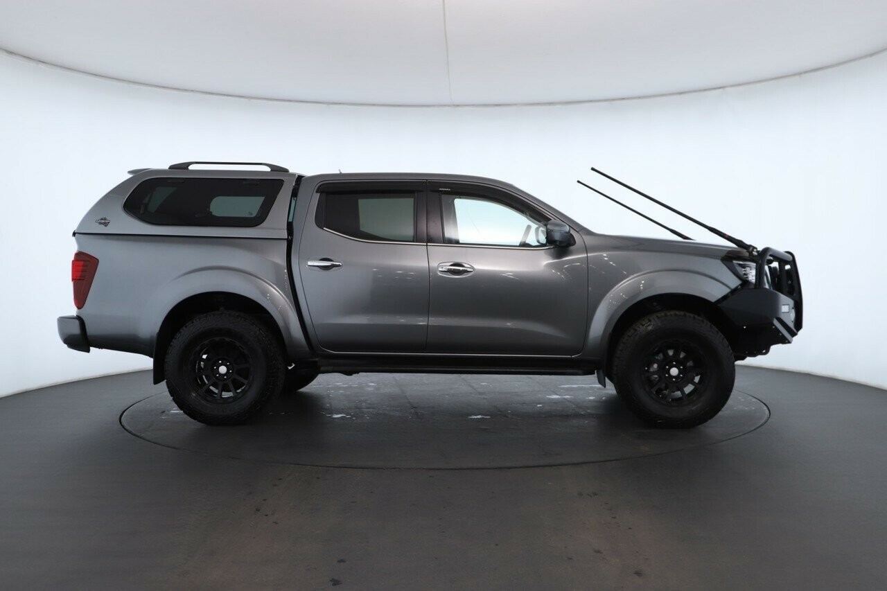 Nissan Navara image 3