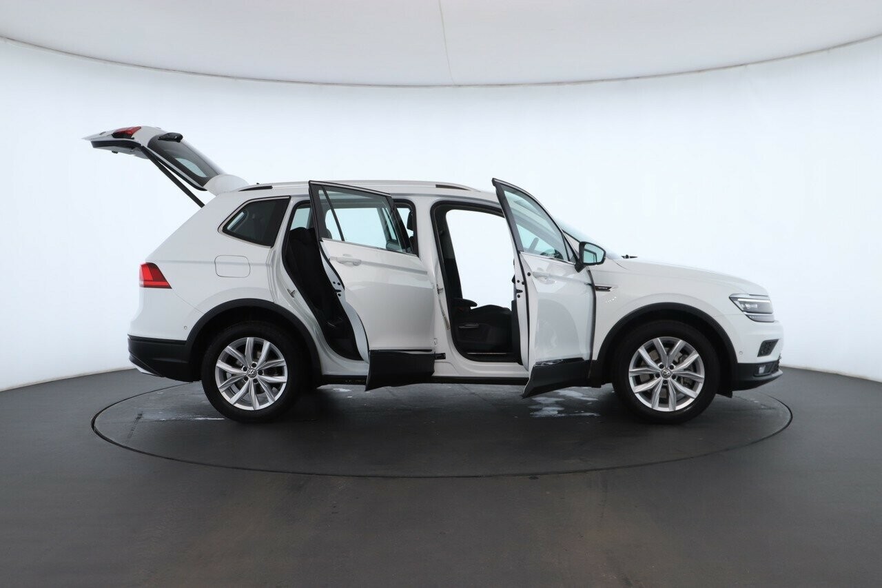 Volkswagen Tiguan image 2