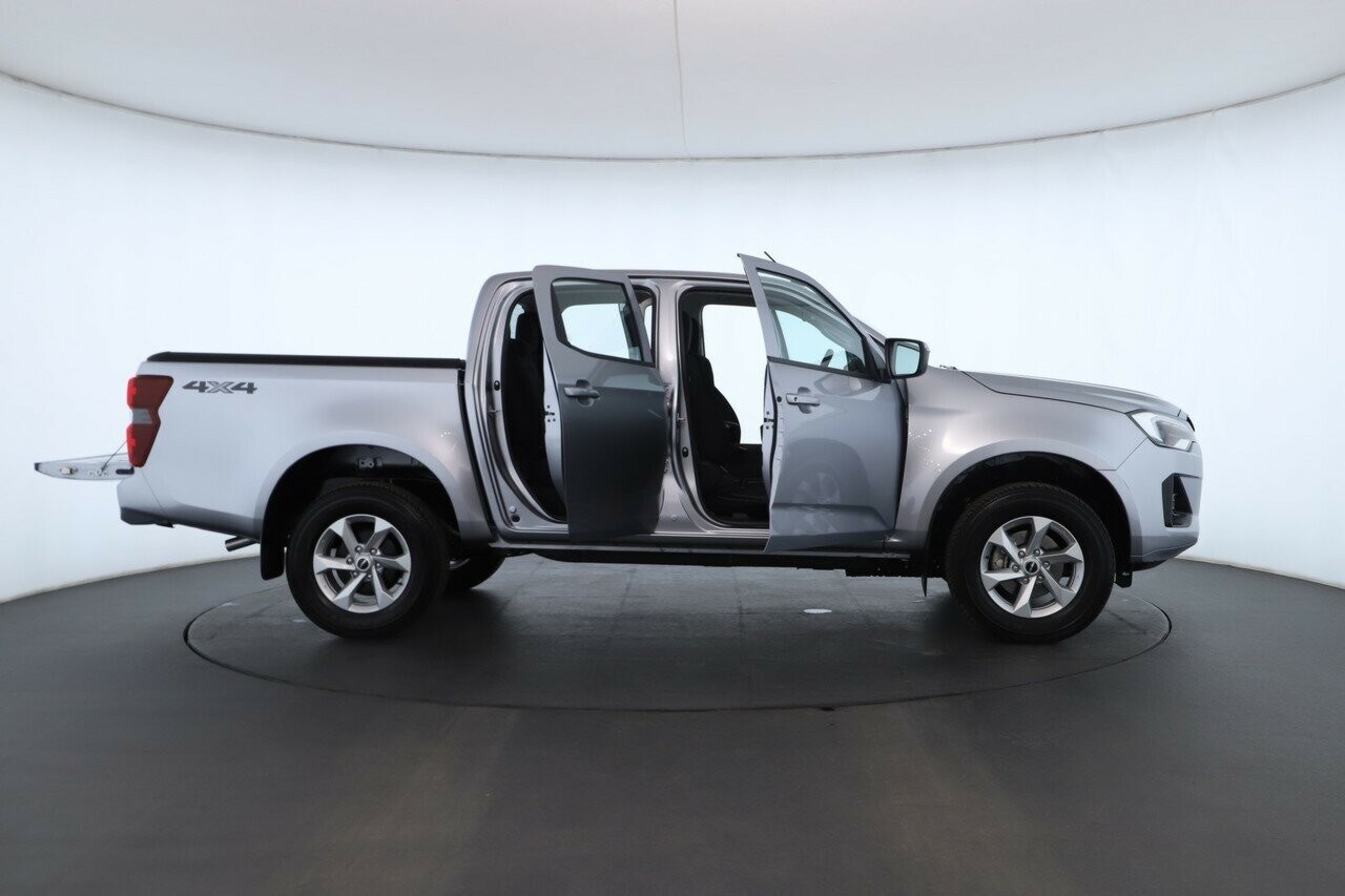 Isuzu D-max image 2