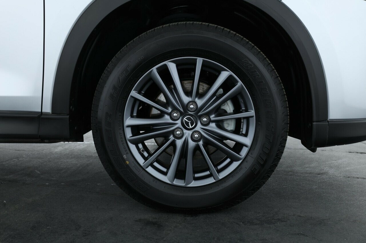 Mazda Cx-5 image 4