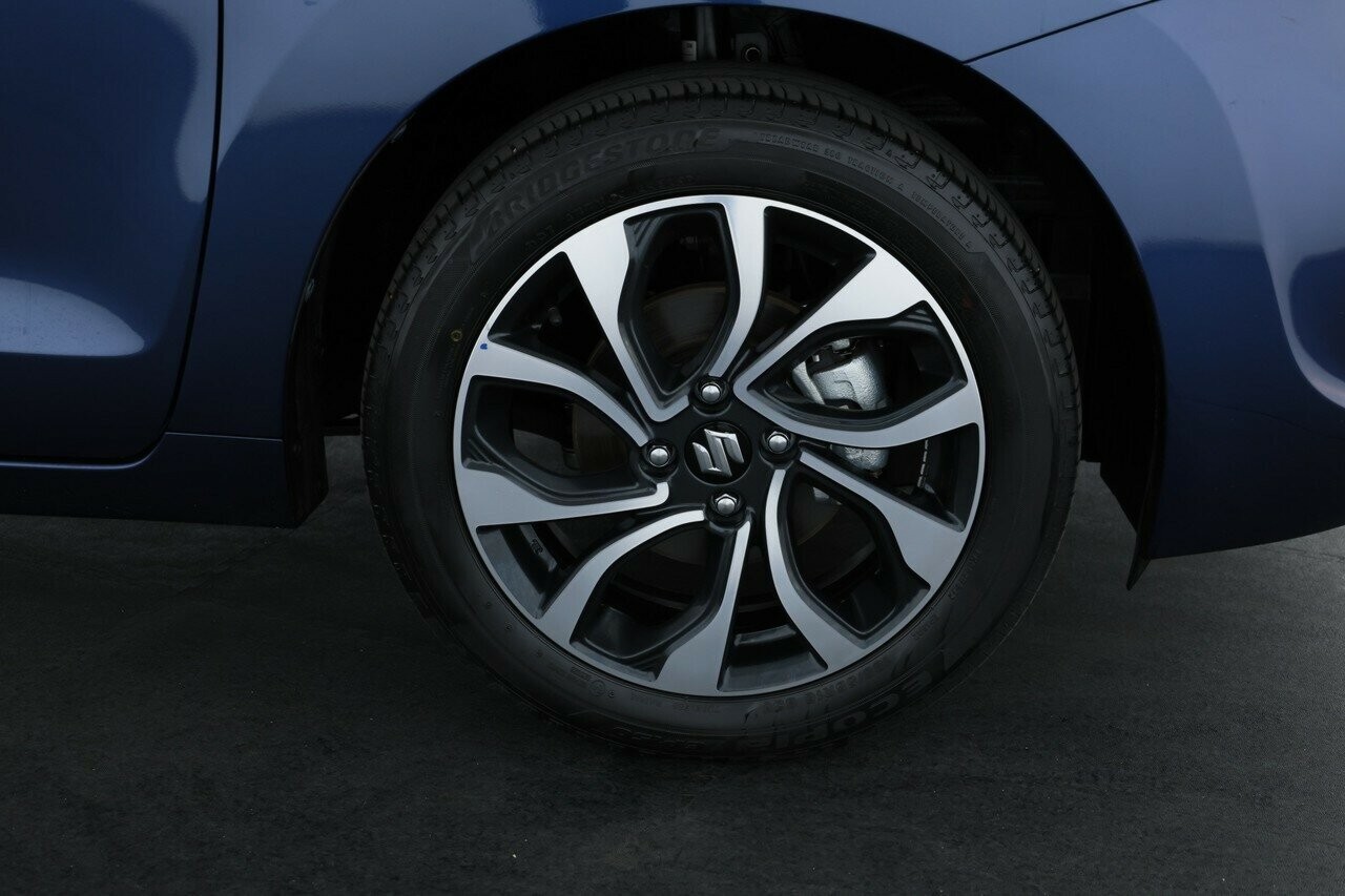 Suzuki Baleno image 4