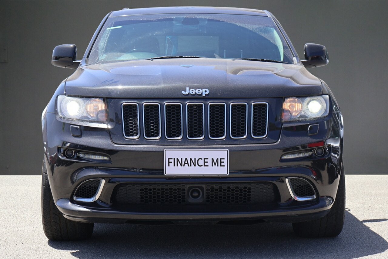 Jeep Grand Cherokee image 2