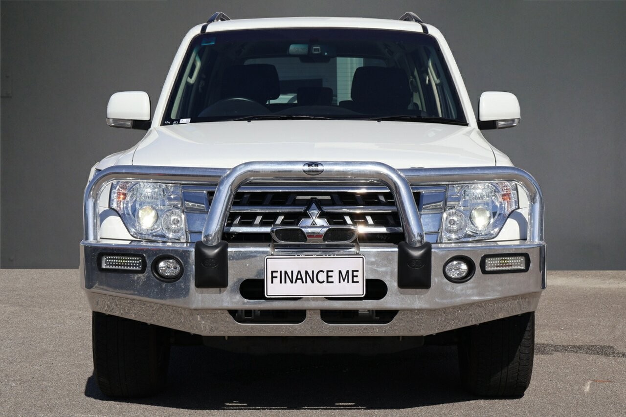 Mitsubishi Pajero image 3