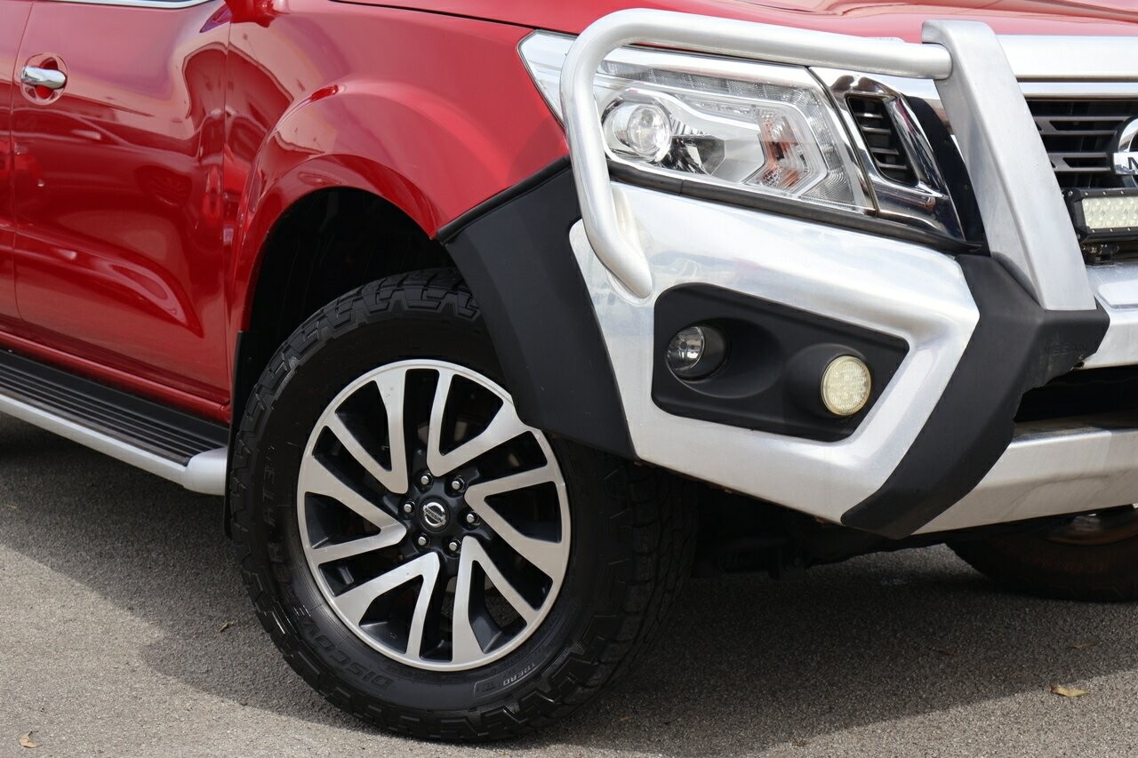 Nissan Navara image 2