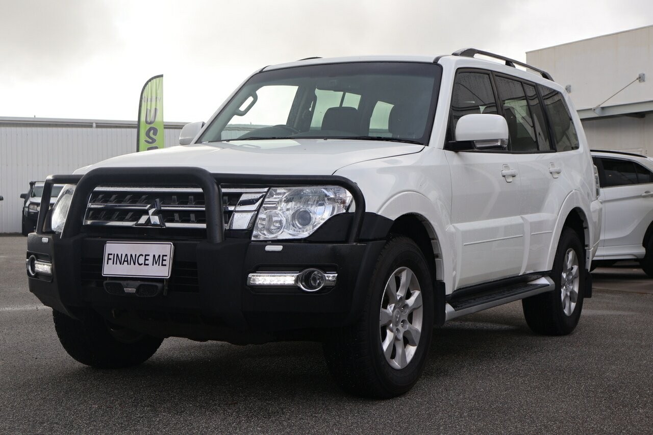 Mitsubishi Pajero image 4