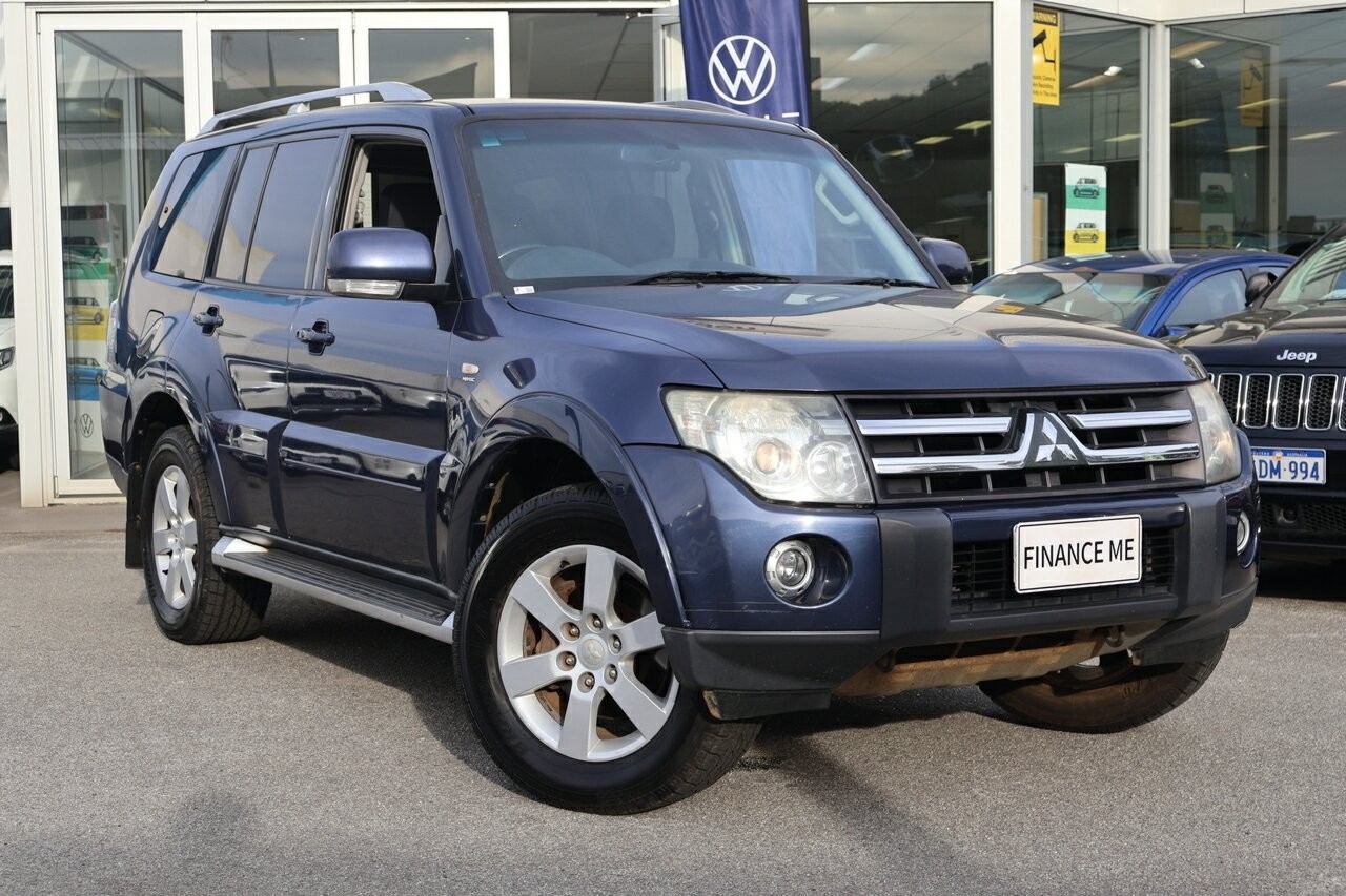 Mitsubishi Pajero image 1