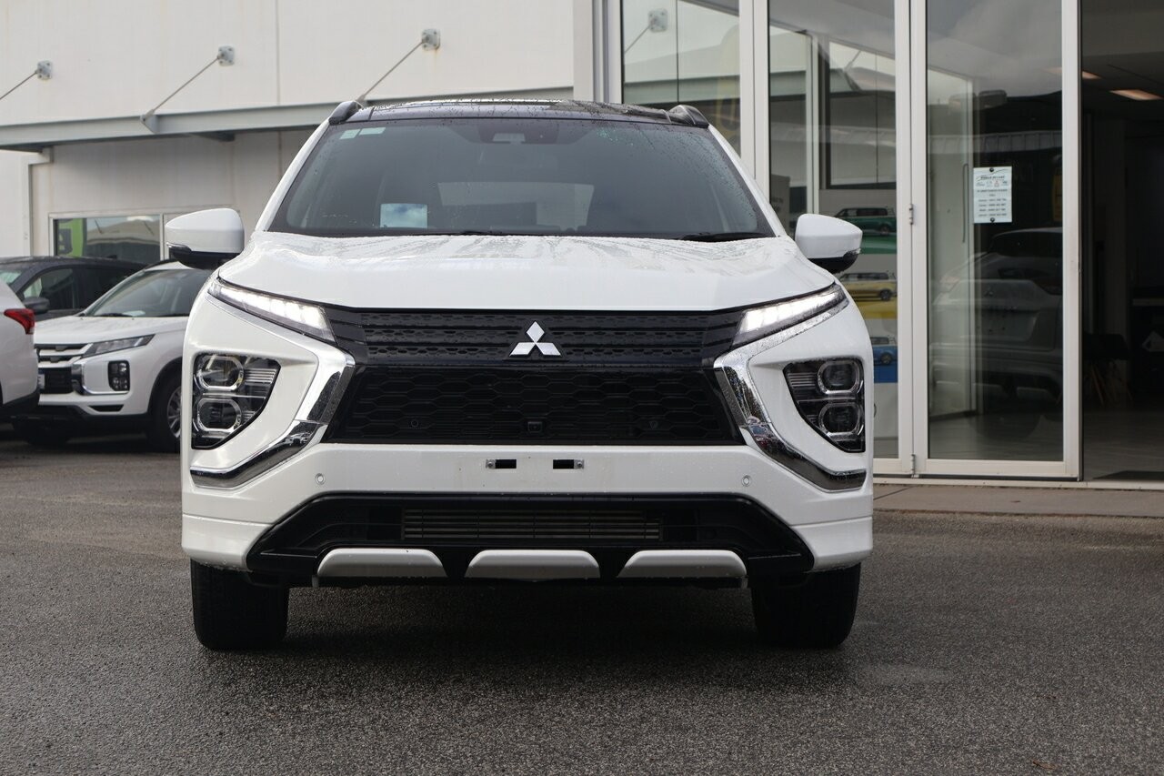 Mitsubishi Eclipse Cross image 3