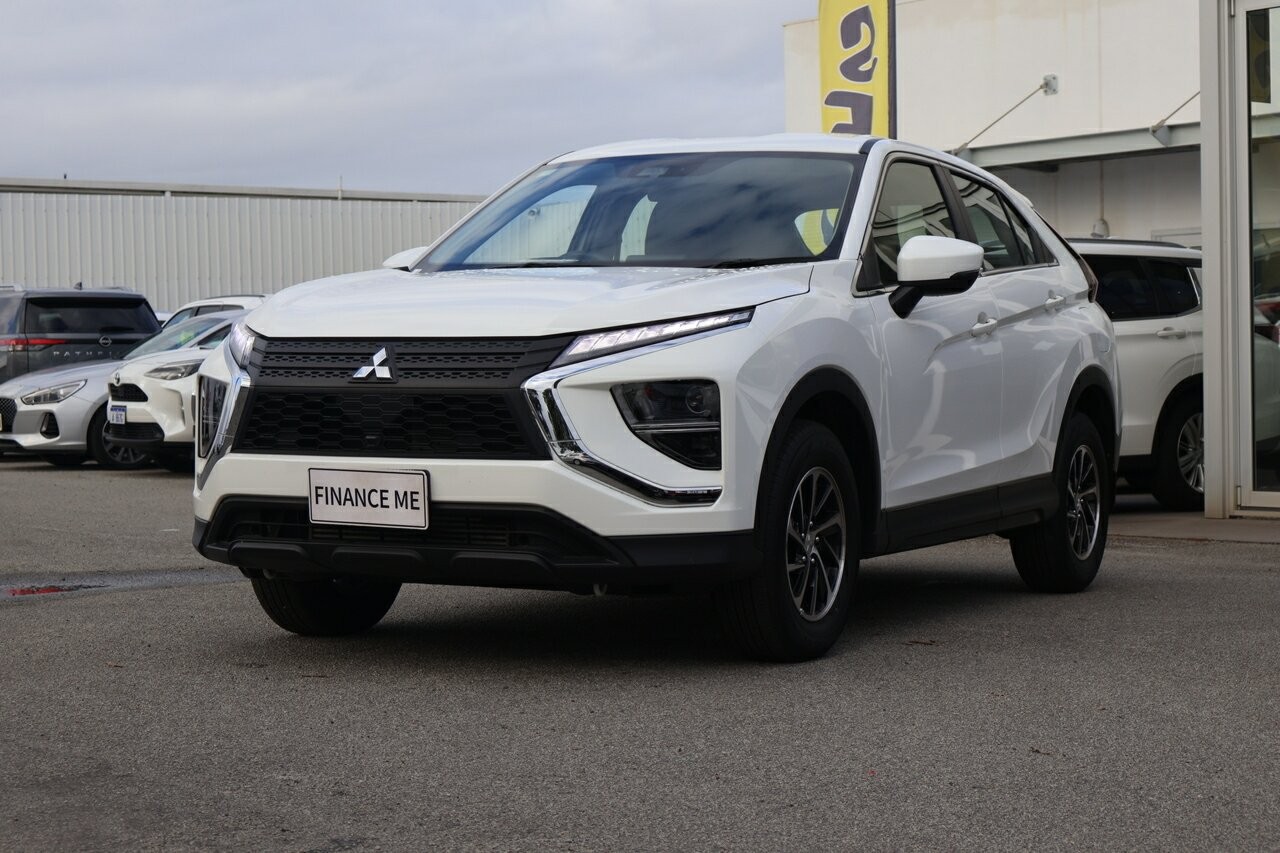 Mitsubishi Eclipse Cross image 4