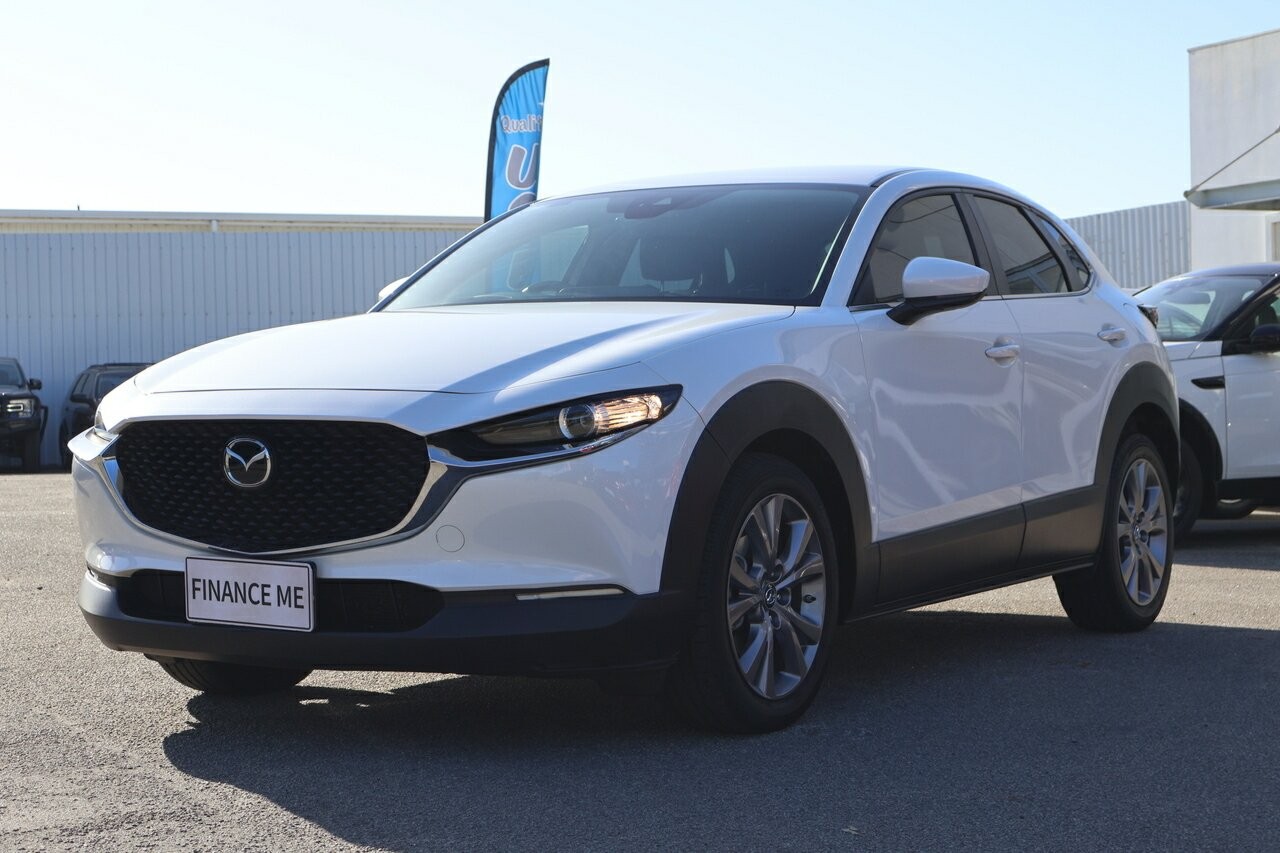 Mazda Cx-30 image 4