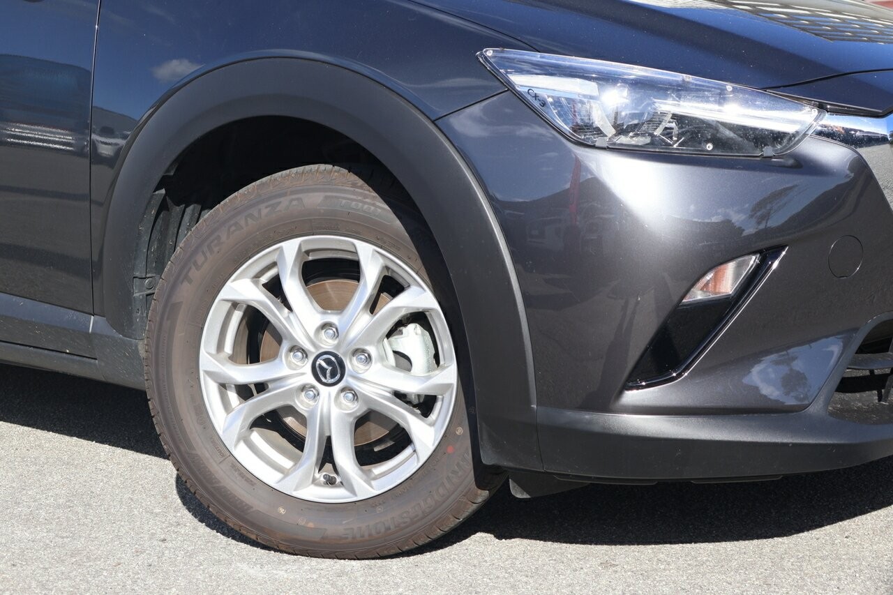 Mazda Cx-3 image 2